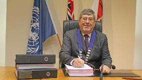 Mayor Allan Sanson signs the Proposed Waikato District Plan
