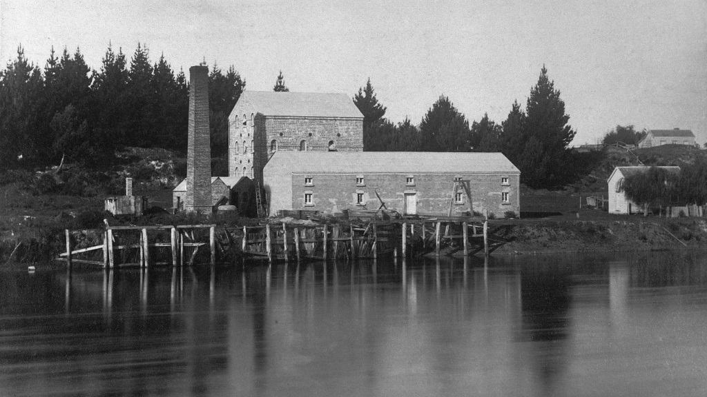 Flour Mill, Ngaruawahia - historic Flour Mill, Ngaruawahia - historic