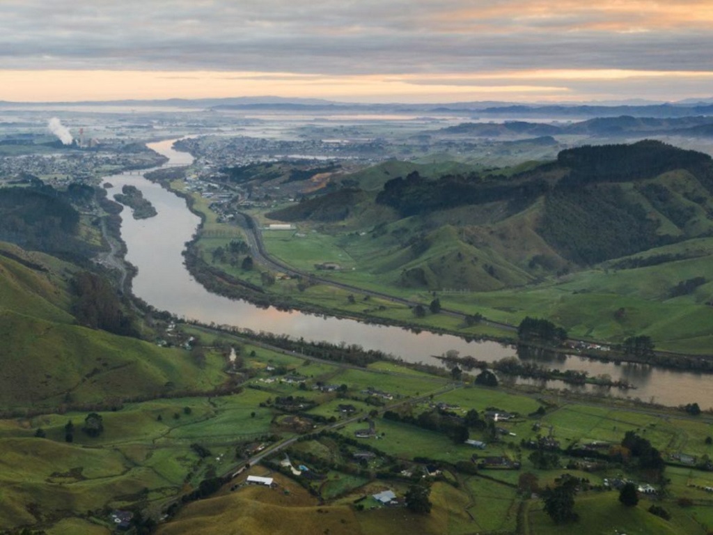 huntly and waikato river