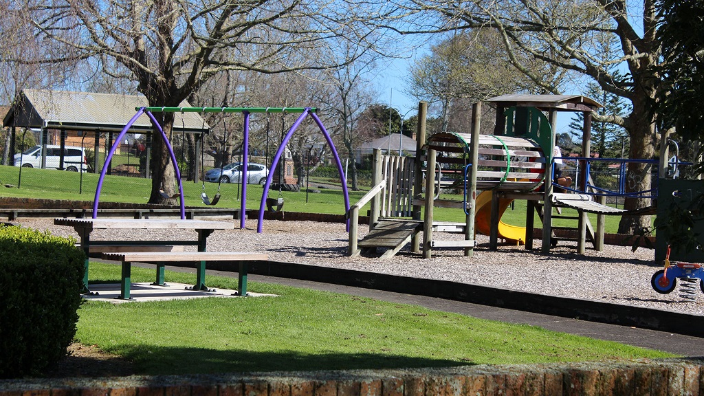 huntly-domain-playground Huntly Domain Playground