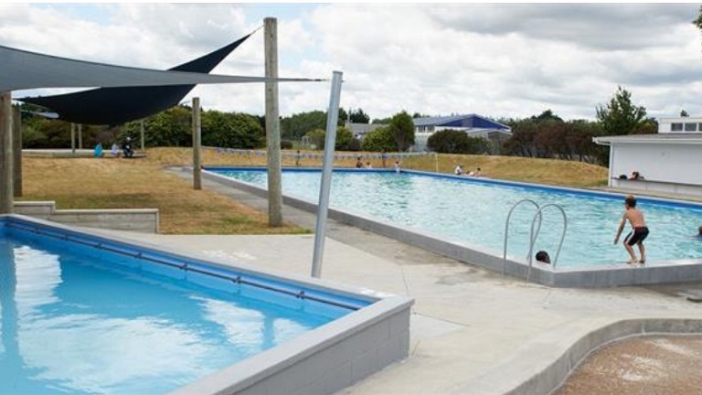 PR-1628 Tuakau Aquatic Centre Entranceway