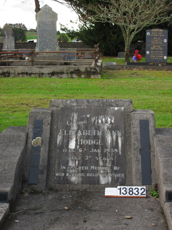  ?  : Hodge, Elizabeth Ann