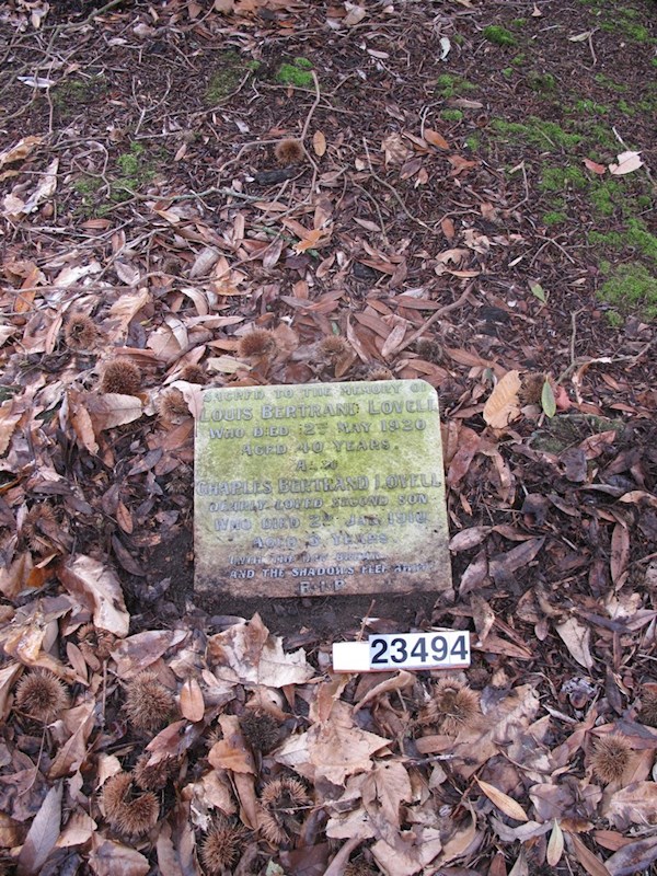 Sacred to the memory of Louis Bertrand Lovell who died 12th May 1920 aged 40 years also Charles Bertrand Lovell dearly loved second son who died 2nd Jan 1910 aged 3 years until the day bread and the shadows flee away RIP ? Sacred to the memory of Louis Bertrand Lovell who died 12th May 1920 aged 40 years also Charles Bertrand Lovell dearly loved second son who died 2nd Jan 1910 aged 3 years until the day bread and the shadows flee away RIP : Lovell, Charles Bertrand