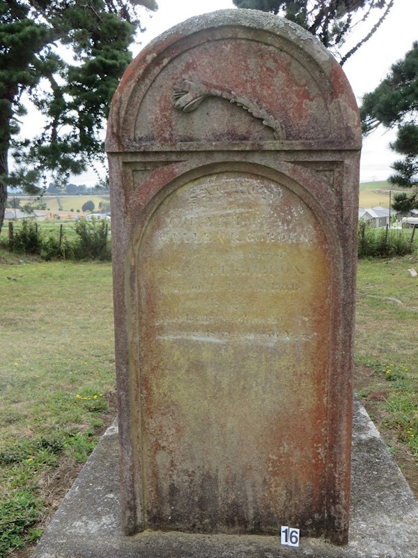 Sacred Live the memory of Hellen R. Gordon............. Samuel Gordon   (cant read the remaining headstone) ? Sacred Live the memory of Hellen R. Gordon............. Samuel Gordon   (cant read the remaining headstone) : Gordon, Hellen R.